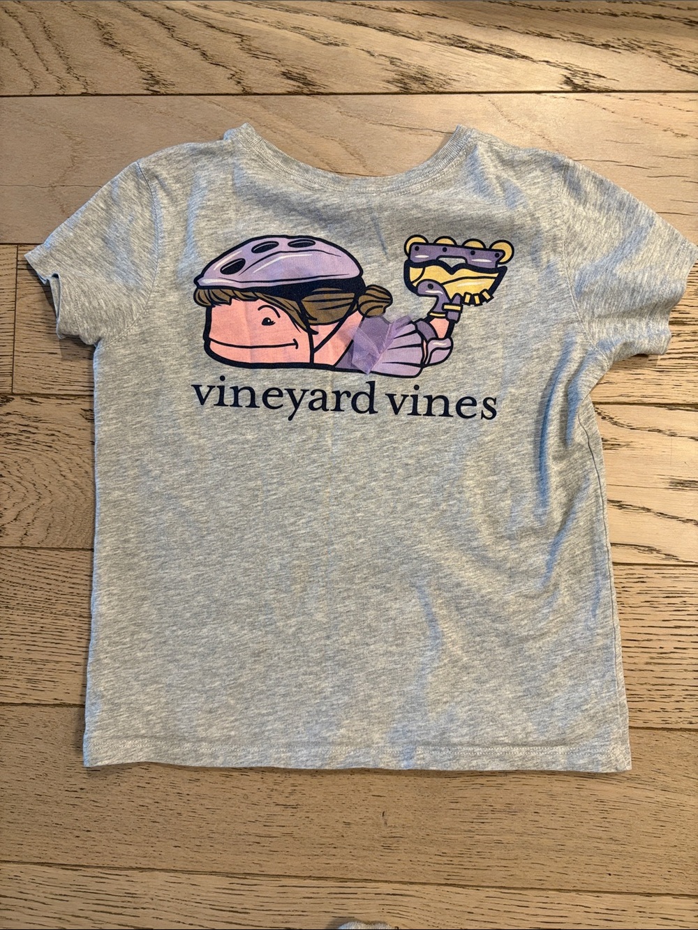 Vineyard Vines Heather Gray Pocket Tee with Whale Patch